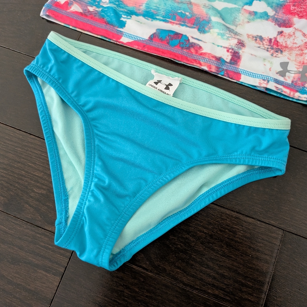 sz:8 Nwot Under Armour Girls' Helios rashguard Swim Set - Picture 6 of 8